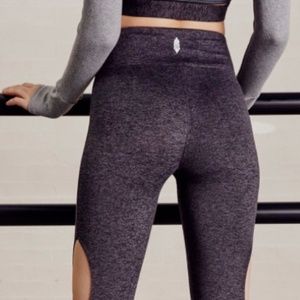 Free People Movement Halo Grey/Blk Leggings SZ XS